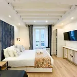 Urbanflat 93 - Lovely Nazareth 2 Bedroom Apartment
